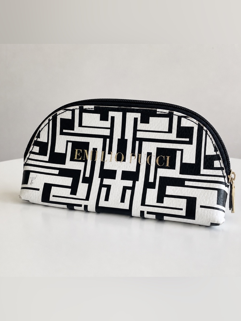 Emilio Pucci Black White Geometric Zipper Eyeglass Case Pouch